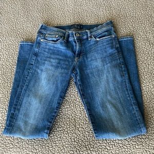 Lucky Brand Sweet Straight Womens Jeans